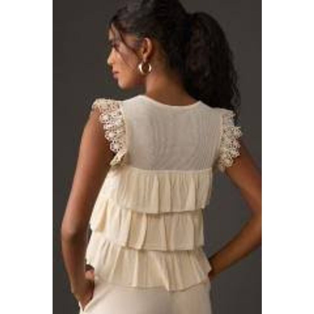 Dolan Cream Ruffle Sweater Tank Size Medium - Picture 2 of 8